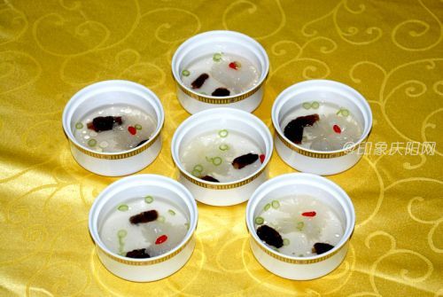 補(bǔ)腎壯陽(yáng)、壯腰益精的慶陽(yáng)子午菌牛髓湯