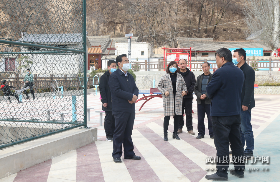 索鴻賓調(diào)研指導(dǎo)脫貧攻堅、鄉(xiāng)村振興等工作