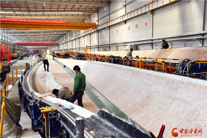 “擰緊”防控閥 打出“組合拳”——玉門市三向發(fā)力推動(dòng)疫情防控、復(fù)工復(fù)產(chǎn)、脫貧攻堅(jiān)齊頭并進(jìn)（圖）