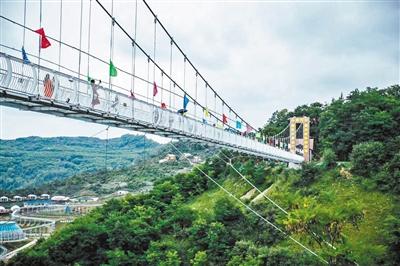 崆峒山5條美妙線(xiàn)路游起來(lái)！來(lái)這三座山赴暮春之約