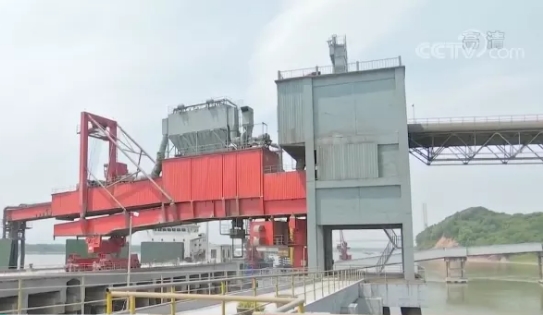 太瘋狂！水泥漲價幾輪，依舊排隊搶購......發(fā)生了什么？