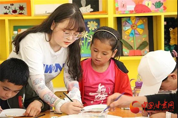 關愛山區(qū)的孩子 西北師大學子在東鄉(xiāng)、會寧開展體育美育浸潤行動活動