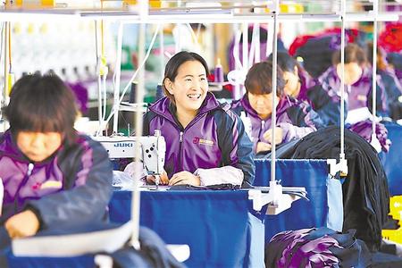 【抓“六穩(wěn)” 促“六?！薄糠€(wěn)就業(yè)有良策 保就業(yè)出實(shí)招——甘肅省全力以赴支持穩(wěn)定就業(yè)確保就業(yè)形勢(shì)總體穩(wěn)定