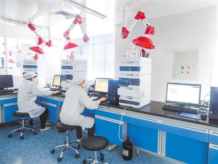 【抓“六穩(wěn)” 促“六?！薄繙p輕企業(yè)負擔 幫助渡過難關