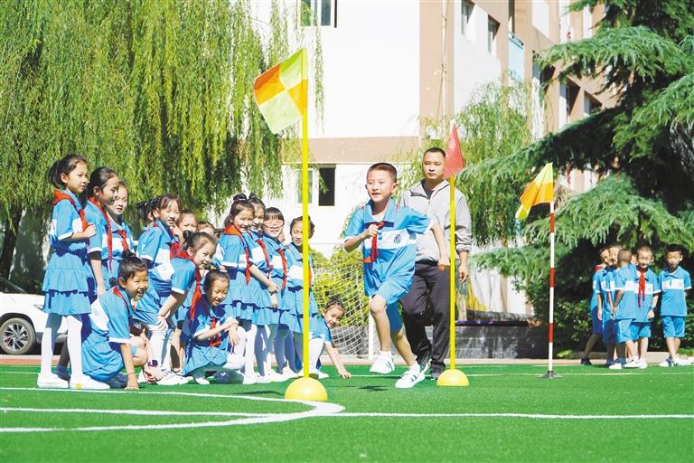 我們開學(xué)了！