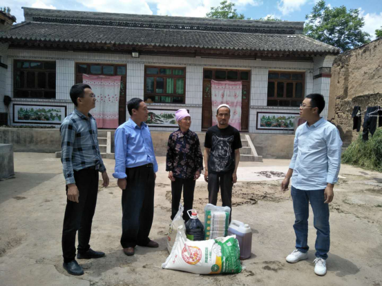 稅務(wù)幫扶 脫貧摘帽潘峪村絕不落在后面