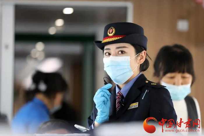 農(nóng)歷小年火車票今起開搶！這些信息你要知道