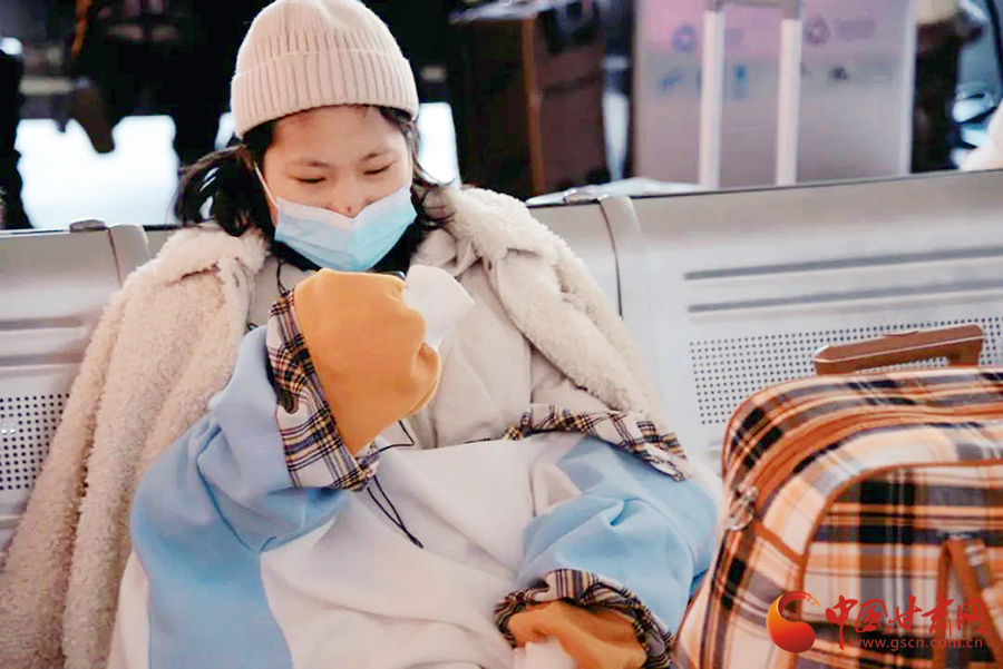 春運故事：歸途的車站，有溫情、愛情，還有堅守