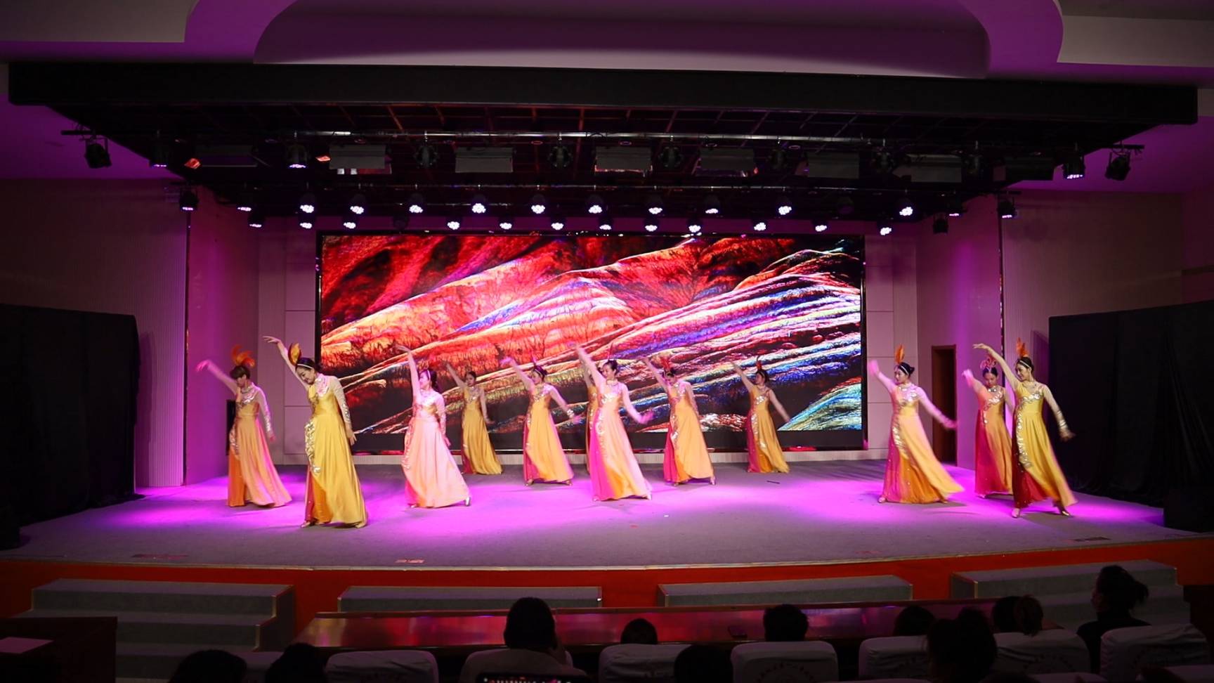 張掖市非遺舞臺劇《寶卷印象》在武威、金昌等市州上演