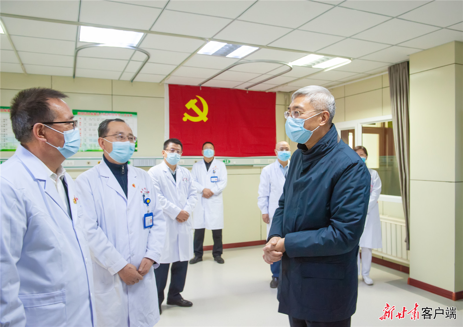 尹弘在嘉峪關(guān)酒泉張掖調(diào)研檢查疫情防控工作時(shí)強(qiáng)調(diào)：扛牢屬地責(zé)任 落細(xì)防控措施 遏制擴(kuò)散蔓延，同心協(xié)力堅(jiān)決打贏疫情防控遭遇戰(zhàn)阻擊戰(zhàn)