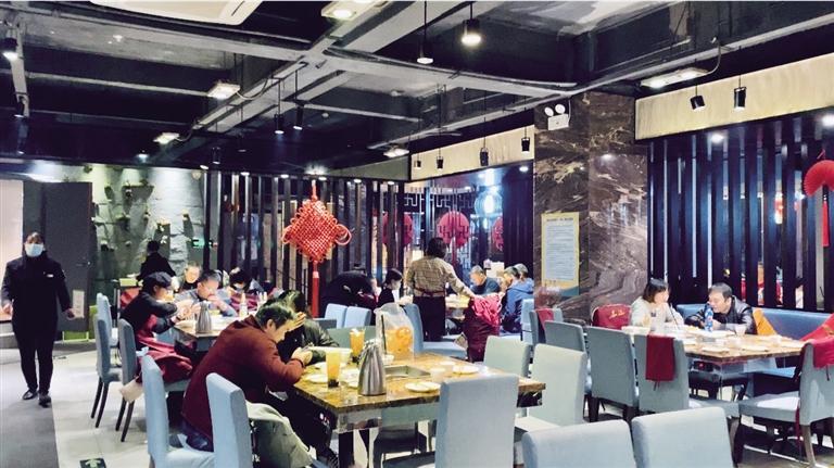 蘭州市進入常態(tài)化防控 市民生活恢復正常