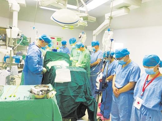 萍萍，謝謝你曾經(jīng)來(lái)過(guò)!蘭州一名11歲女孩不幸離世，父母捐獻(xiàn)女兒器官