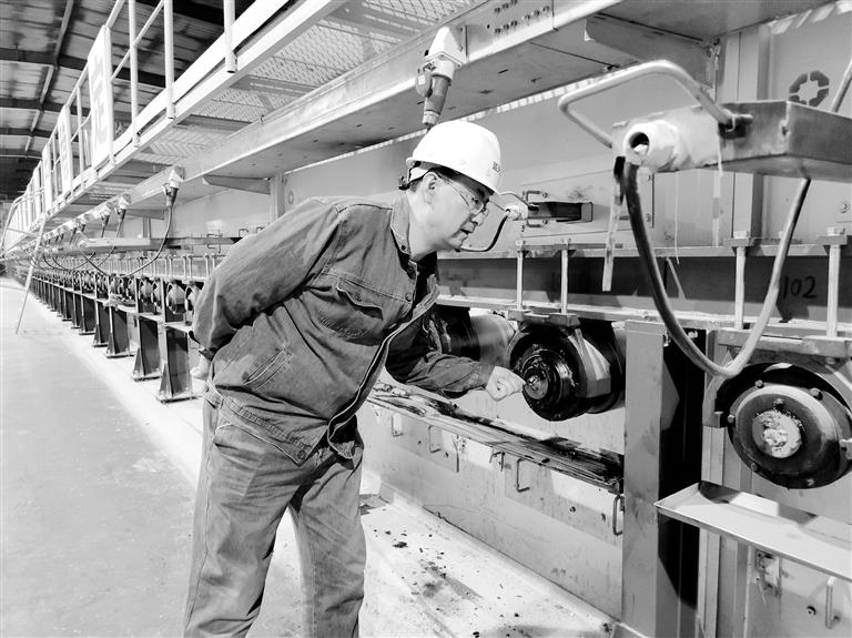 高溫下的堅(jiān)守，讓世界變得更“透明”