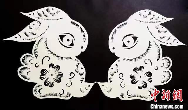 圖為甘肅“非遺人”創(chuàng)作的剪紙兔。(資料圖) 甘肅省非遺保護中心供圖