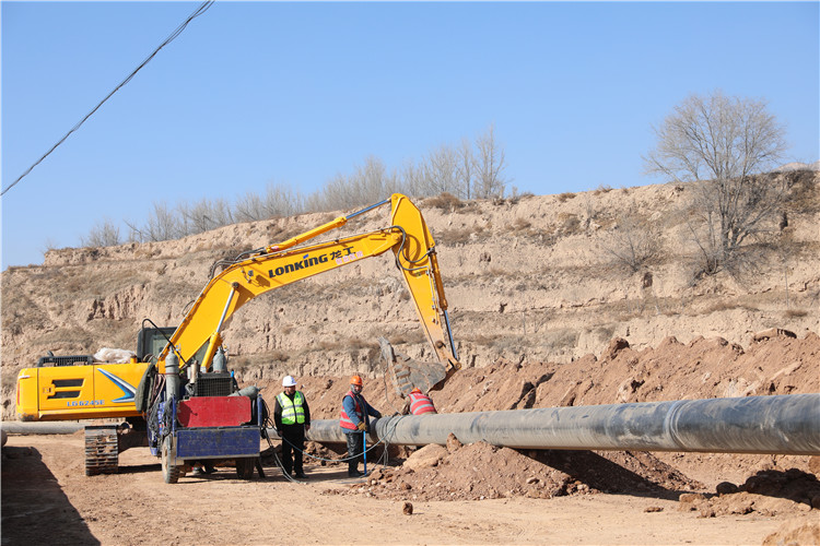 臨洮縣洮陽水廠農(nóng)村供水鞏固提升暨城區(qū)第二水源工程現(xiàn)場。_副本.jpg