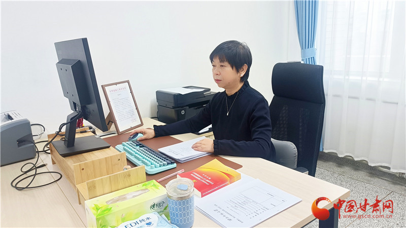 戈銀慶：新就業(yè)形態(tài)勞動(dòng)者 “無(wú)論哪里干、社保接著算”