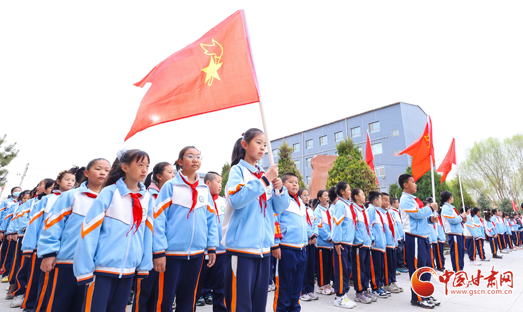 【網(wǎng)絡(luò)中國節(jié)·清明】張掖：鮮花祭英烈